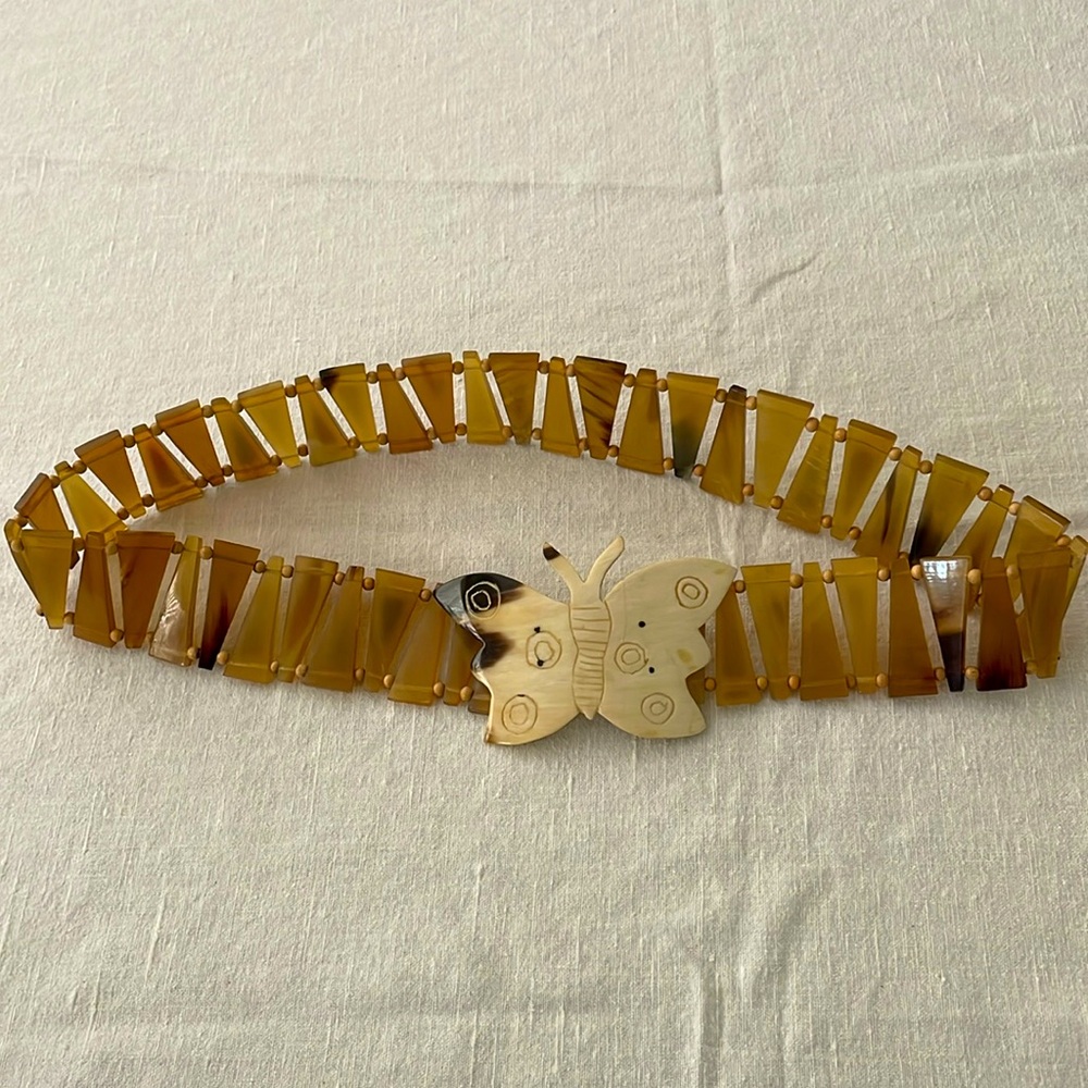 Natural Horn Belt With Beautiful Carved Butterfly